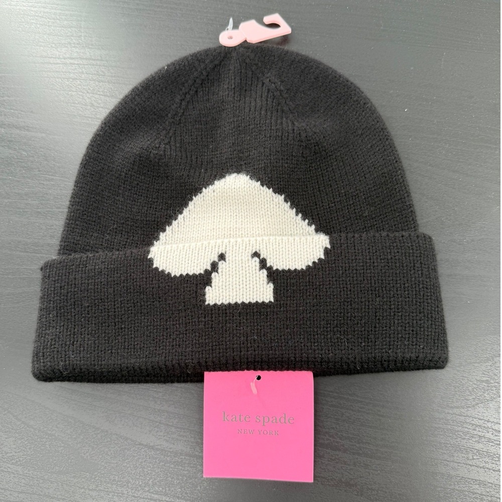 Kate Spade New York Black Knit Beanie Spade Logo Hat NWT - Picture 1 of 5